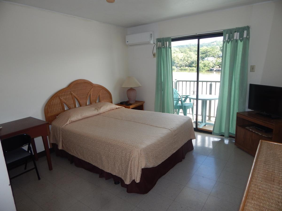 Esa Bay View Hotel Colonia 外观 照片