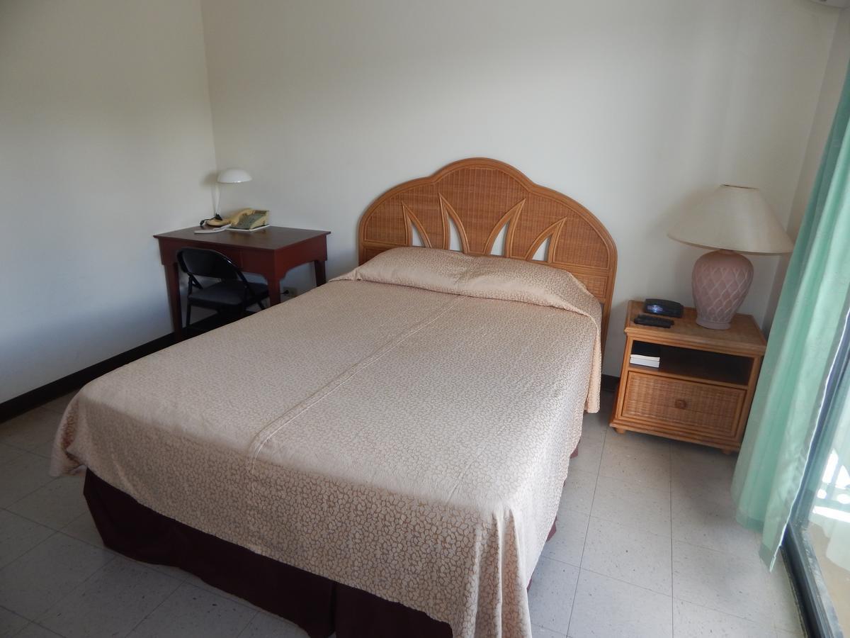 Esa Bay View Hotel Colonia 外观 照片